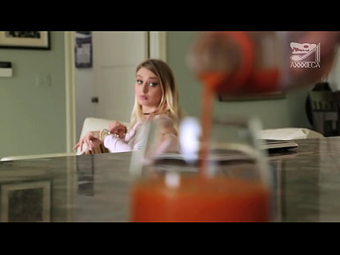 ❤️ Врућа девојка са великим сисама и чврстом мацом добија курац од губитника, али веома тешко ❤❌ Супер порно код нас ❤