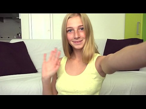 ❤️ Кад ми је досадно, лењо мастурбирам своју ружичасту мацу ❤❌ Супер порно код нас ❤